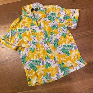 Vintage Hawaiian camp shirt